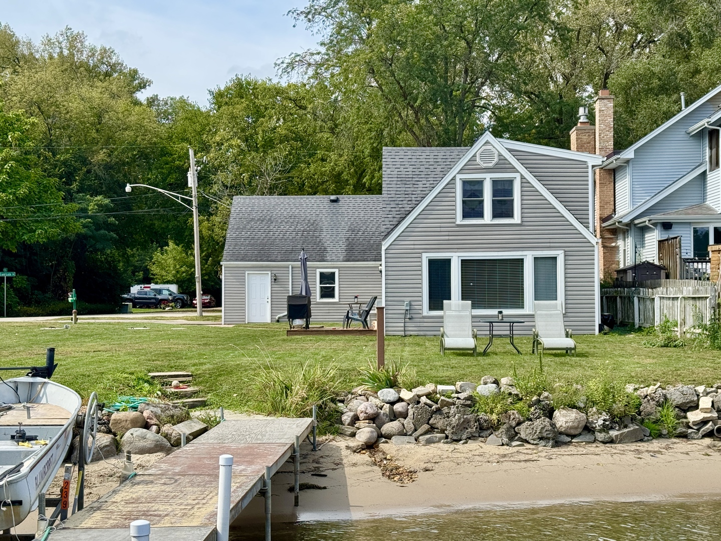 4400 Riverside Drive Crystal Lake, IL 60014 - Photo 4 of 22