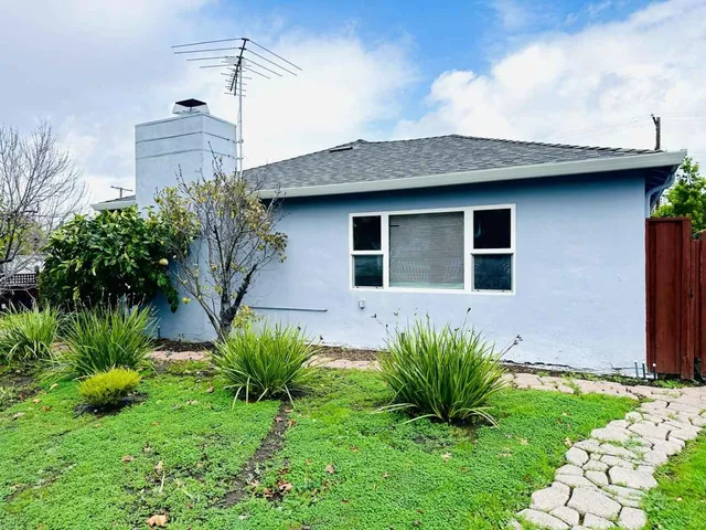 $5,500 | 2797 Massachusetts Avenue, Redwood City, CA 94061