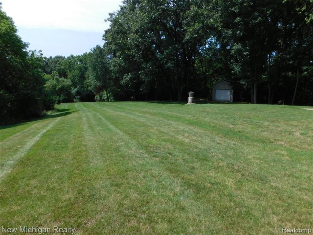 3572 Orion Road Oakland, MI 48363 - Photo 14 of 43 DSCN1927.JPG