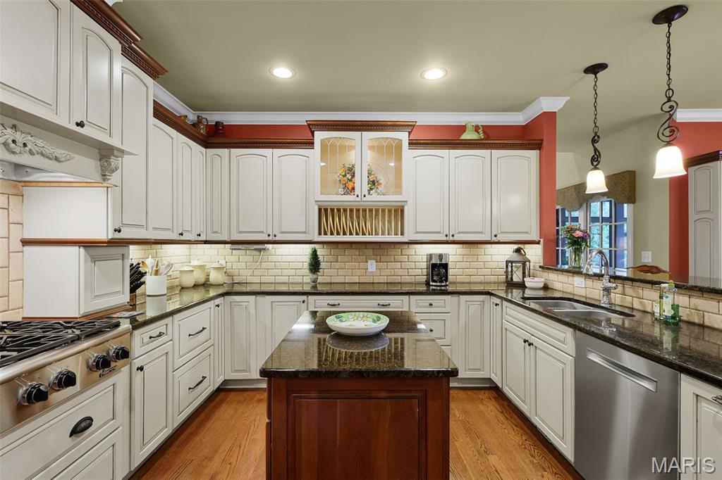 7411 Creek Ridge Lane Edwardsville, IL 62025 - Photo 17 of 97