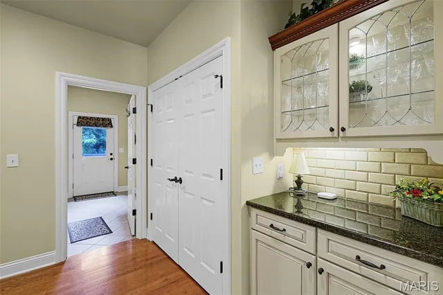 $1,050,000 | 7411 Creek Ridge Lane, Edwardsville, IL 62025