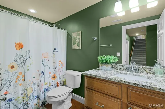 $1,050,000 | 7411 Creek Ridge Lane, Edwardsville, IL 62025