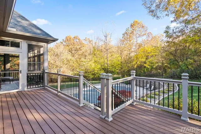 $1,050,000 | 7411 Creek Ridge Lane, Edwardsville, IL 62025