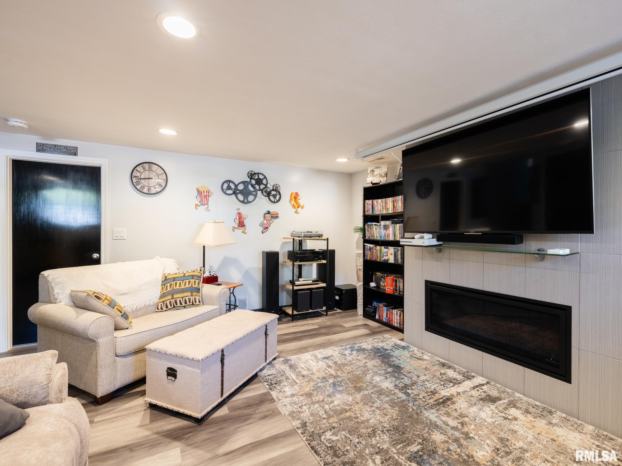 1406 Springfield Road East Peoria, IL 61611 - Photo 29 of 65 Gallery Image 29
