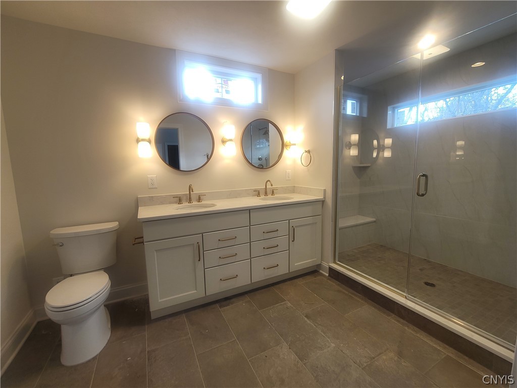 4 R Mistral Circle Liverpool, NY 13090 - Photo 39 of 50