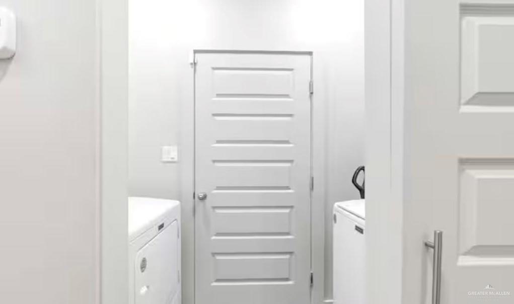 2310 Treasure Cove Harlingen, TX 78550 - Photo 12 of 23 a view of a walk in closet