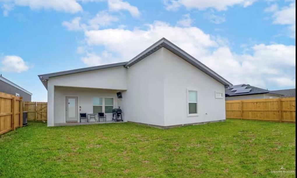 2310 Treasure Cove Harlingen, TX 78550 - Photo 5 of 23 a view of a backyard with a garden