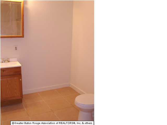 4049 Lynn Street Baton Rouge, LA 70805 - Photo 11 of 16 Gallery Image 11