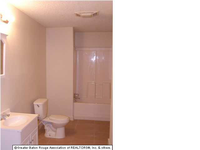 4049 Lynn Street Baton Rouge, LA 70805 - Photo 14 of 16 Gallery Image 14