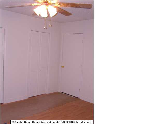 4049 Lynn Street Baton Rouge, LA 70805 - Photo 10 of 16 Gallery Image 10
