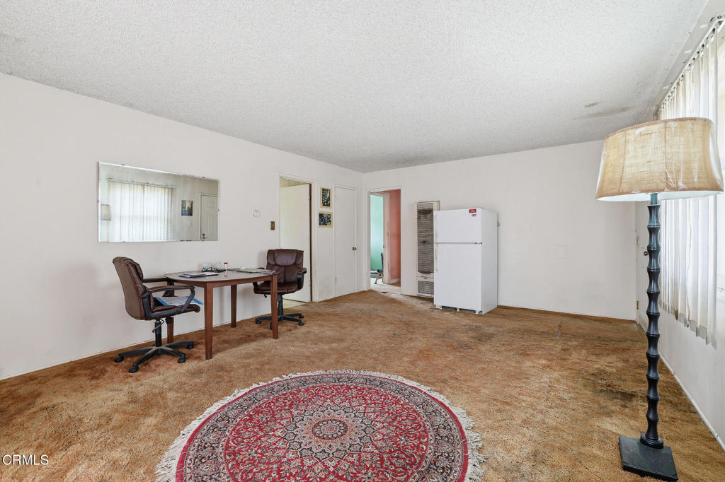 456 East Poplar Street Oxnard, CA 93033 - Photo 8 of 27
