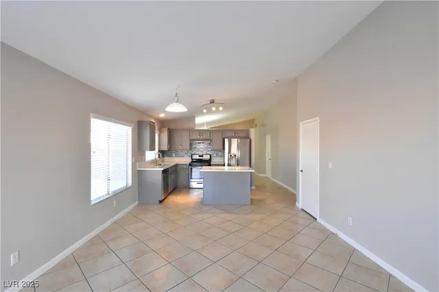 $2,000 | 3102 Saleen Court, North Las Vegas, NV 89031