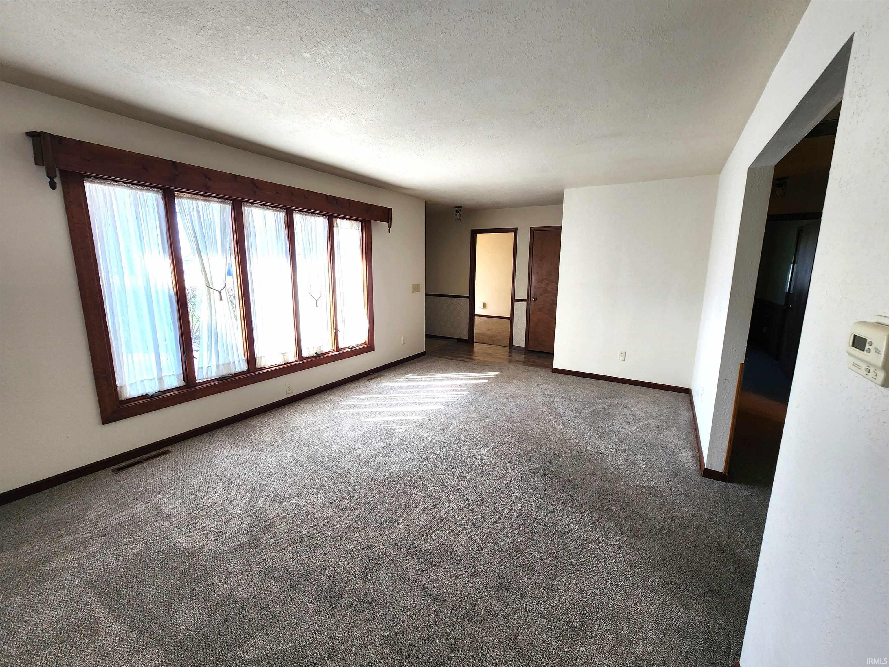 2202 Pleasant Ridge Road Fort Wayne, IN 46819 - Photo 4 of 24
