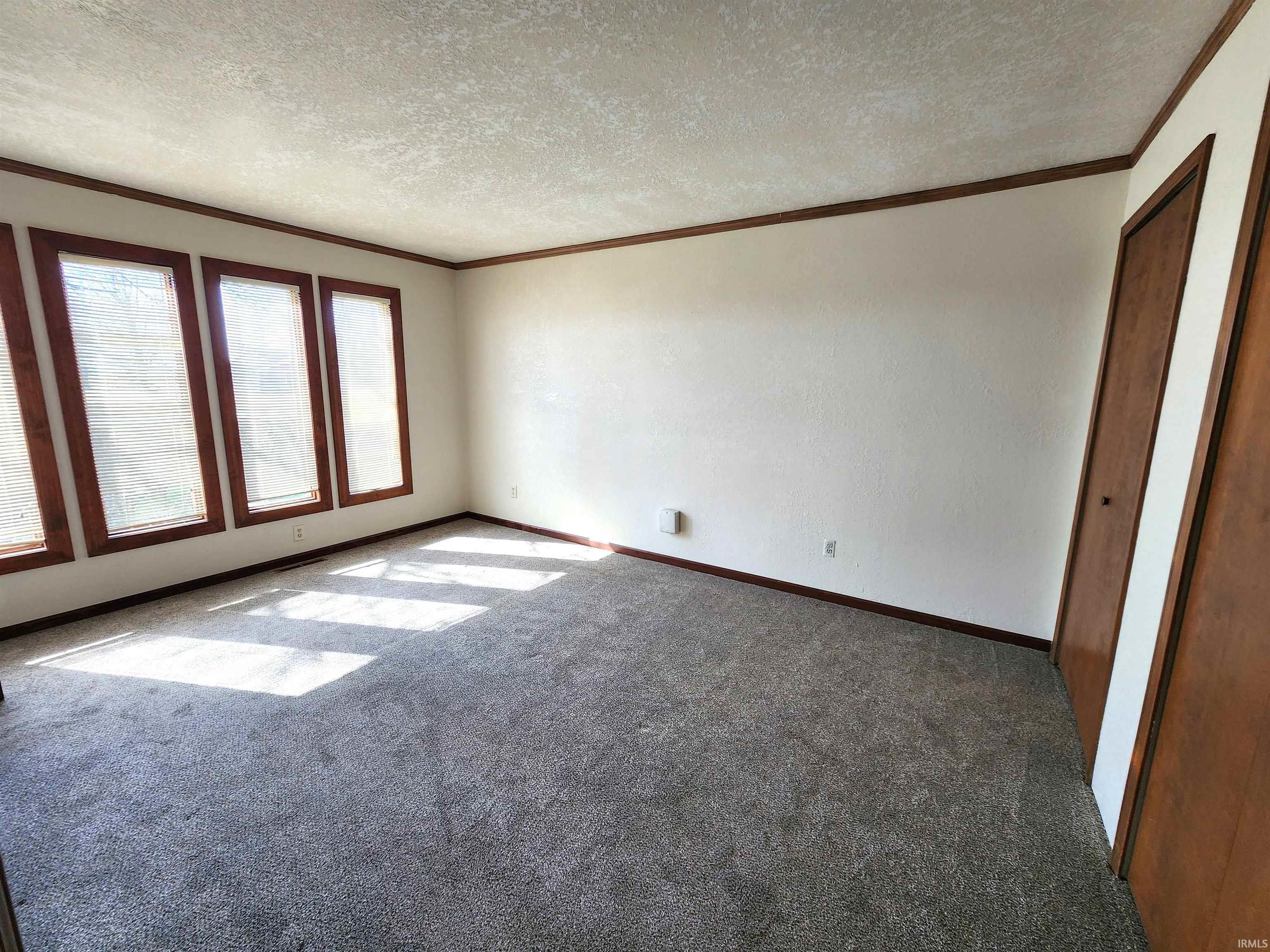 2202 Pleasant Ridge Road Fort Wayne, IN 46819 - Photo 5 of 24