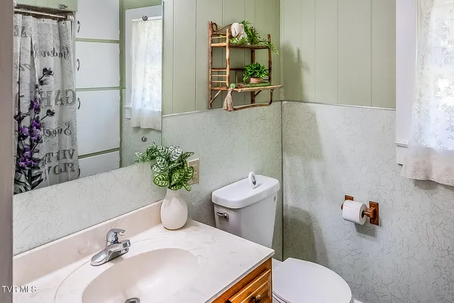 $199,000 | 132 Laurel Street, Weber City, VA 24290