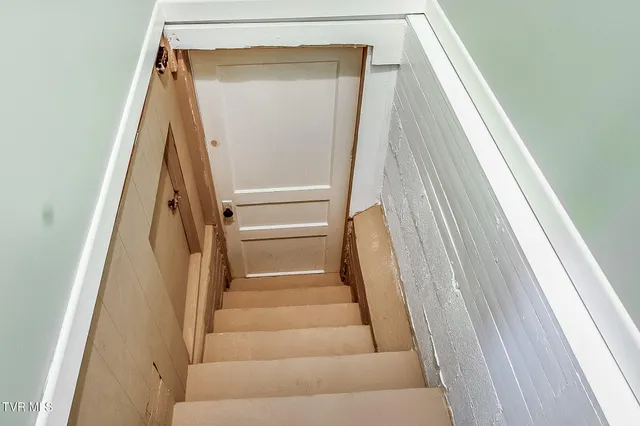 $199,000 | 132 Laurel Street, Weber City, VA 24290