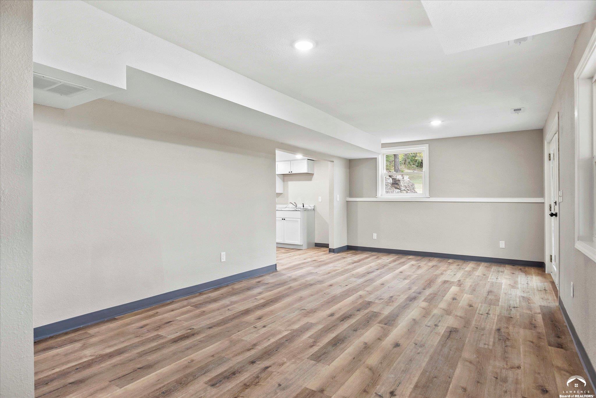 820 East 1000th Road Lawrence, KS 66047 - Photo 39 of 63