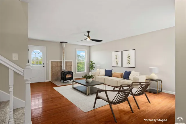 $699,000 | 820 East 1000th Road, Lawrence, KS 66047