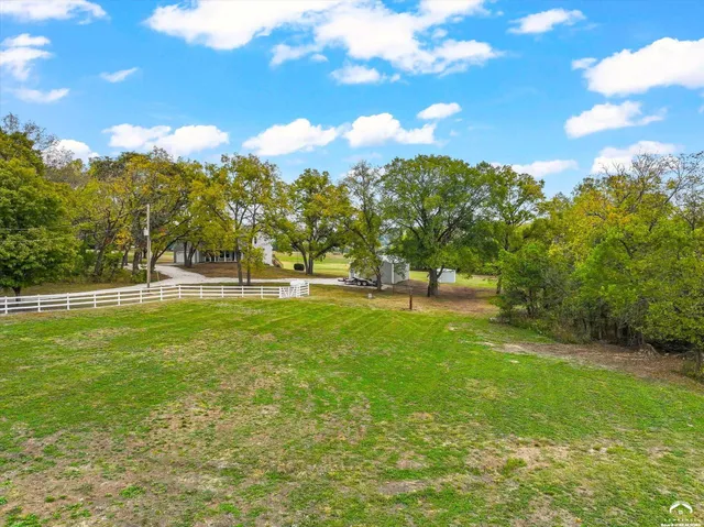 $699,000 | 820 East 1000th Road, Lawrence, KS 66047