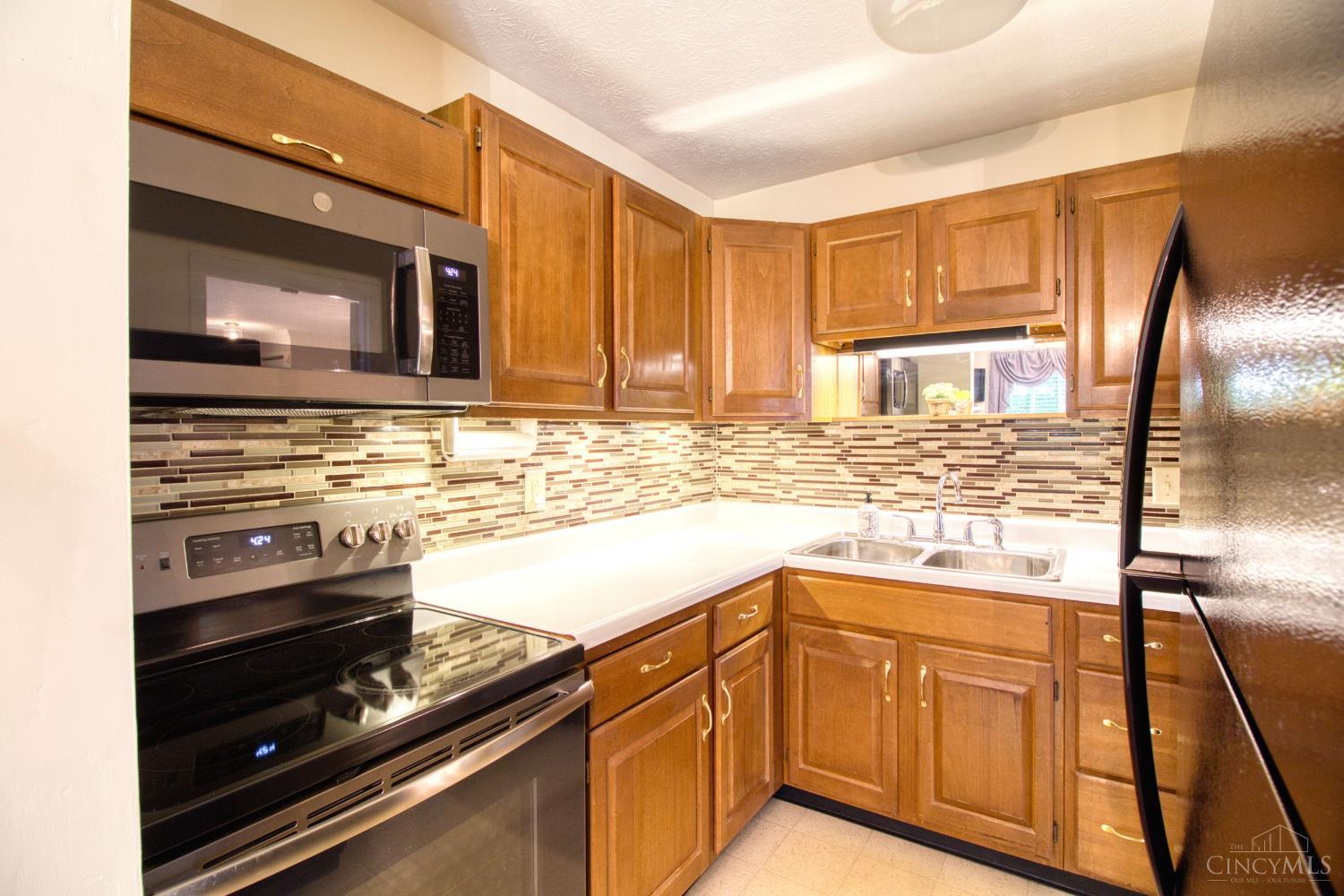 6355 Corbly Road, Unit 7 Cincinnati, OH 45230 - Photo 10 of 34