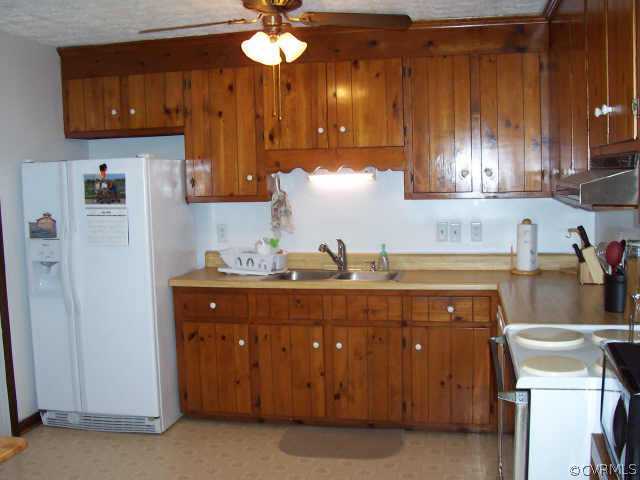 2625 Beaver Falls Road Midlothian, VA 23112 - Photo 3 of 7 Other - large eat in kitchen nice wood cabinets, c