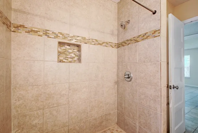 $2,200 | 1202 Artesian Circle, Austin, TX 78758