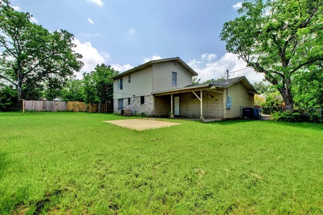 $2,200 | 1202 Artesian Circle, Austin, TX 78758