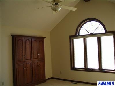 11136 Ransom Court Fort Wayne, IN 46845 - Photo 4 of 10 Gallery Image 4
