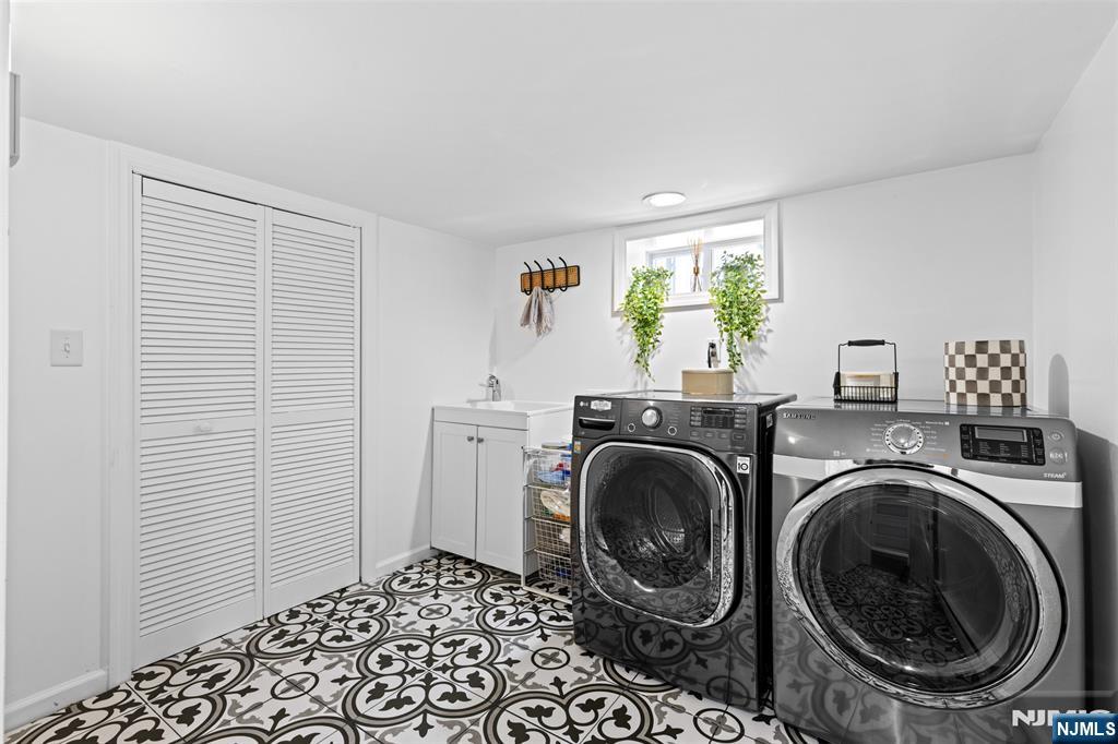 502 Closter Dock Road Closter, NJ 07624 - Photo 40 of 47