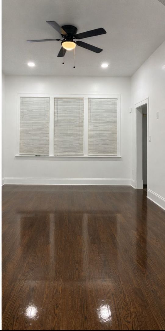 5543 South Shields Avenue Chicago, IL 60621 - Photo 2 of 12 a view of an empty room