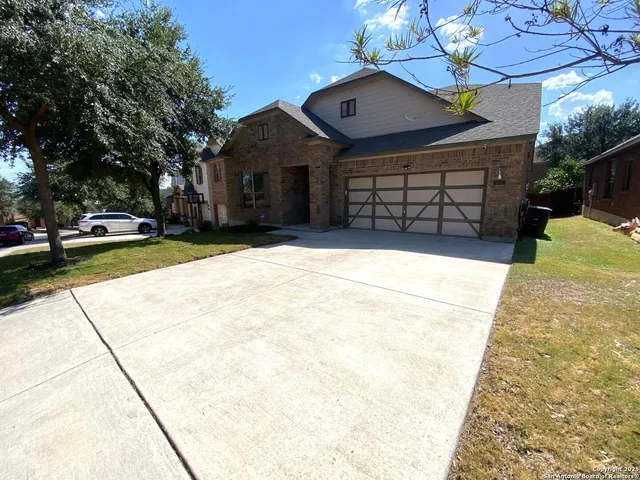 $2,550 | 21227 Cinch, San Antonio, TX 78258