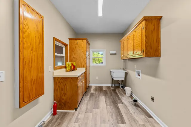 $894,800 | 877 Mt Olive Cemetery Road, Lynnville, TN 38472