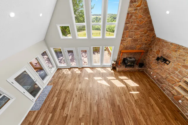 $894,800 | 877 Mt Olive Cemetery Road, Lynnville, TN 38472