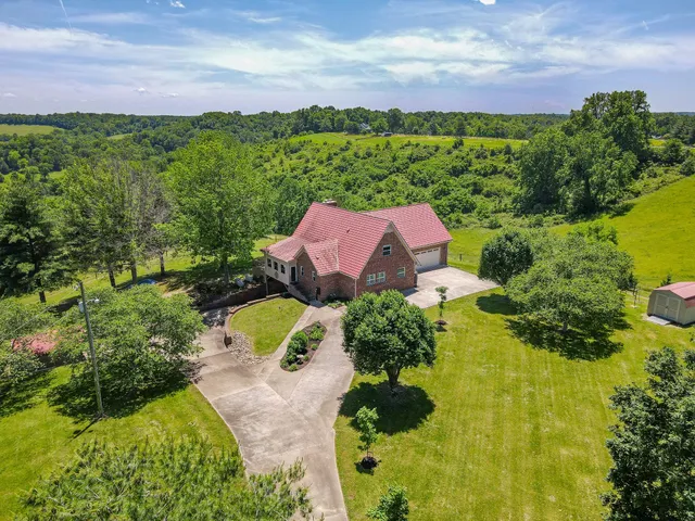 $894,800 | 877 Mt Olive Cemetery Road, Lynnville, TN 38472