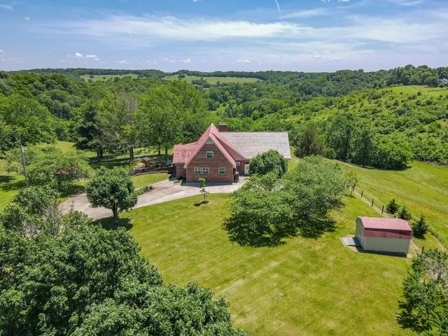 $894,800 | 877 Mt Olive Cemetery Road, Lynnville, TN 38472