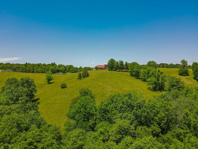 $894,800 | 877 Mt Olive Cemetery Road, Lynnville, TN 38472