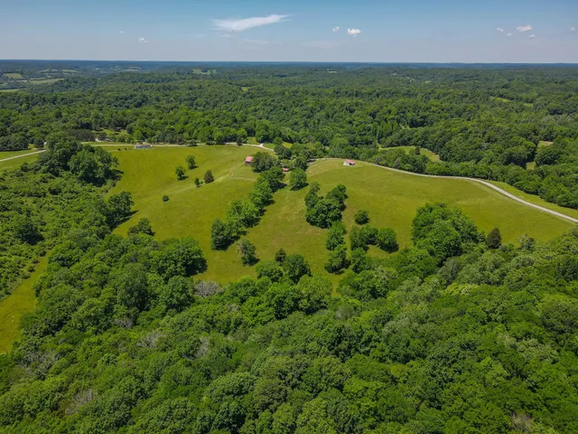 $894,800 | 877 Mt Olive Cemetery Road, Lynnville, TN 38472