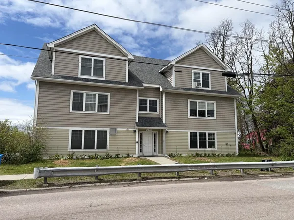 $250,000 | 354 Manhattan Drive, Unit 14, Burlington, VT 05401