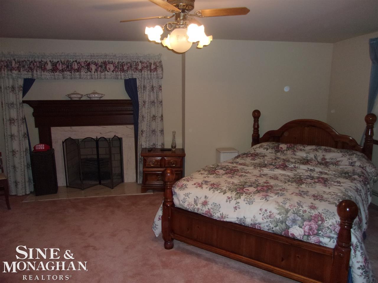 8819 Stone Road Algonac, MI 48001 - Photo 28 of 31 31293372-27.JPG