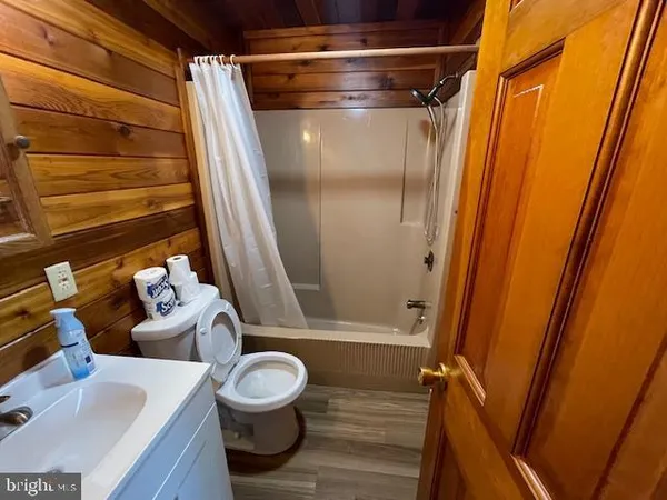 $250,000 | 209 Bowman Drive, Capon Bridge, WV 26711