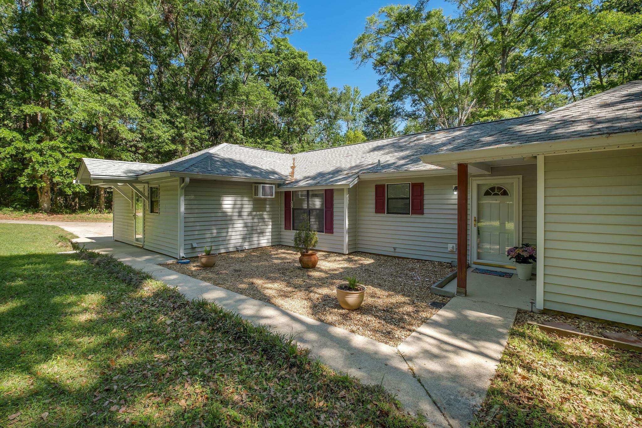 682 Timber Run Havana, FL 32333 - Photo 2 of 49