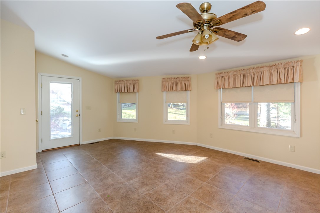 29 Julien Street Smithfield, RI 02917 - Photo 27 of 47