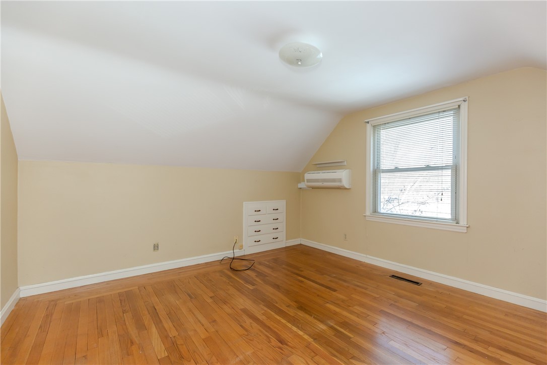 29 Julien Street Smithfield, RI 02917 - Photo 35 of 47