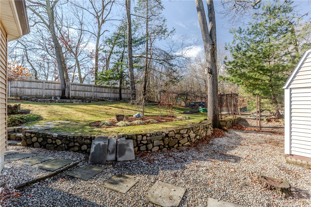 29 Julien Street Smithfield, RI 02917 - Photo 39 of 47