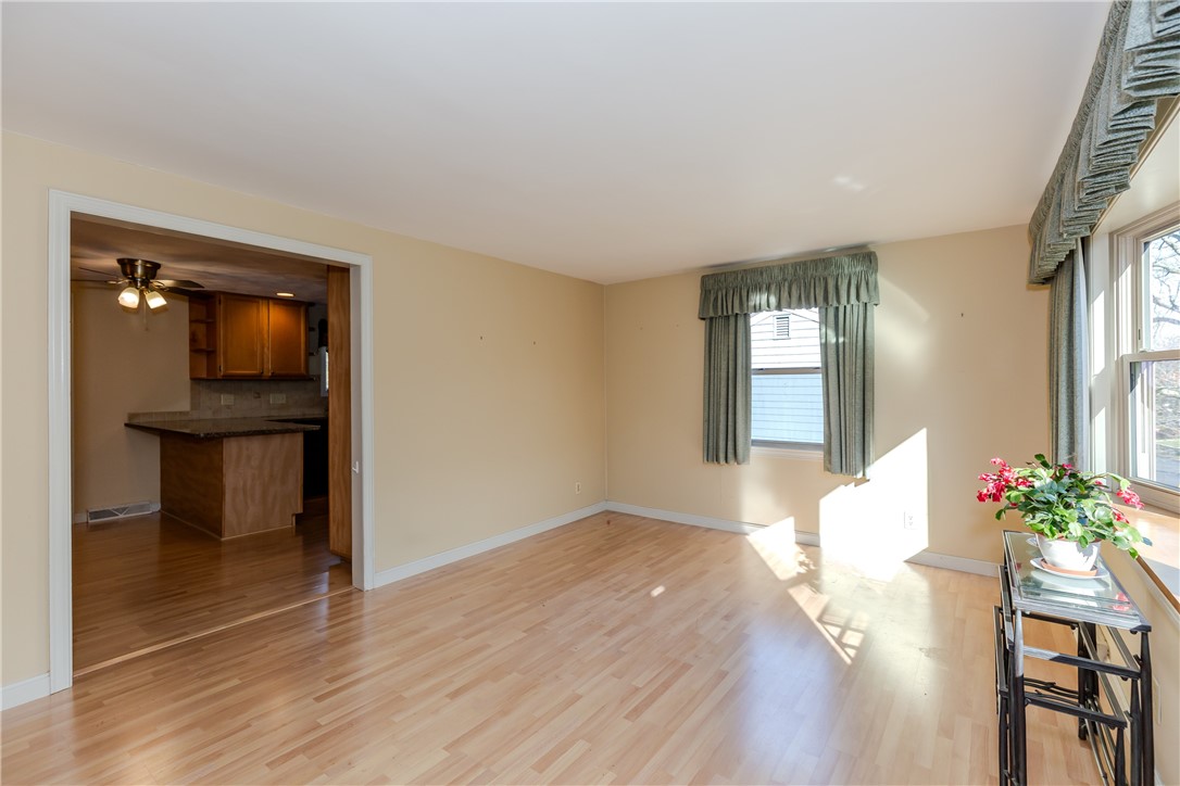 29 Julien Street Smithfield, RI 02917 - Photo 8 of 47