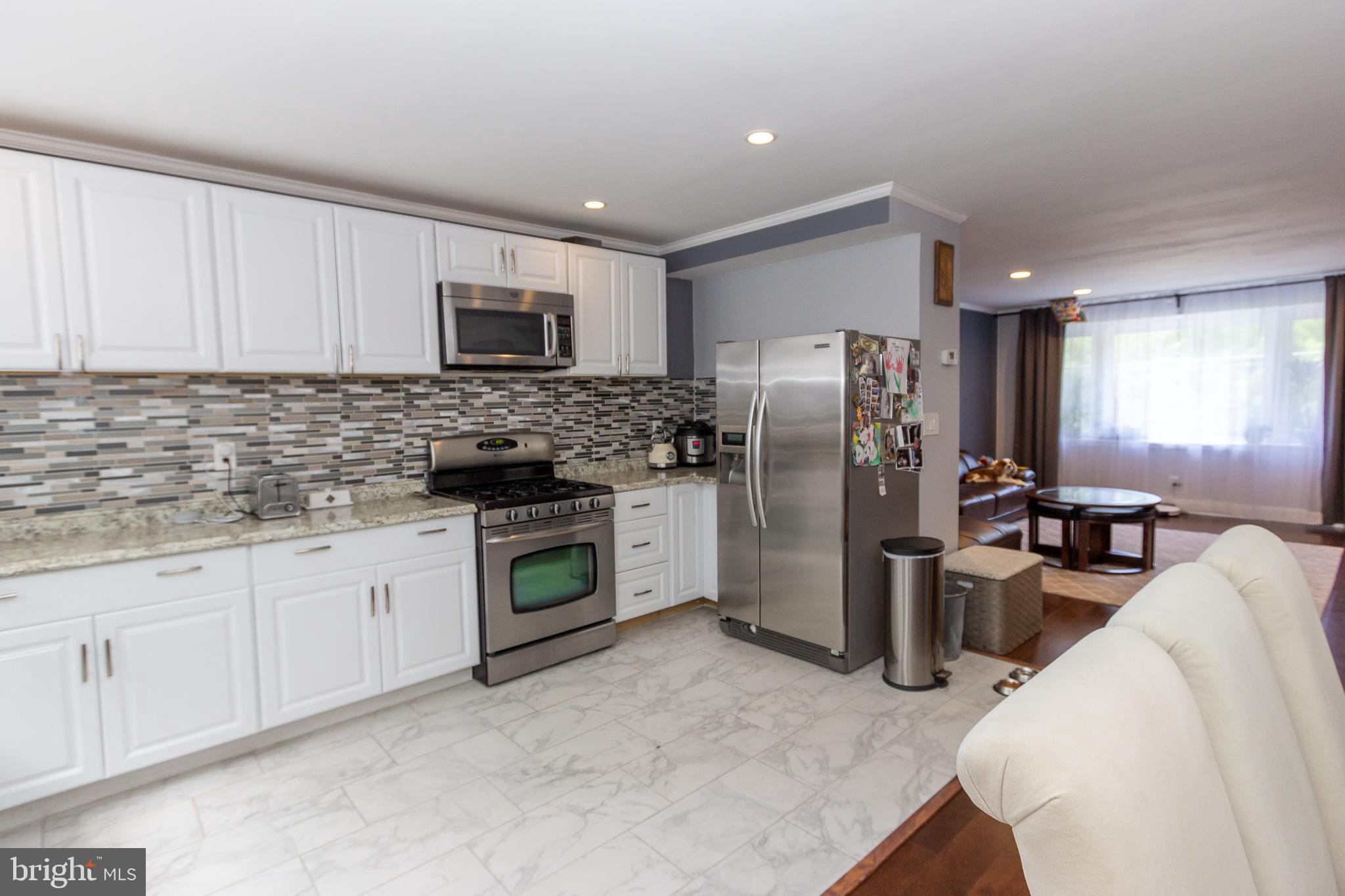 12023 Academy Road Philadelphia, PA 19154 - Photo 9 of 32 Gallery Image 9