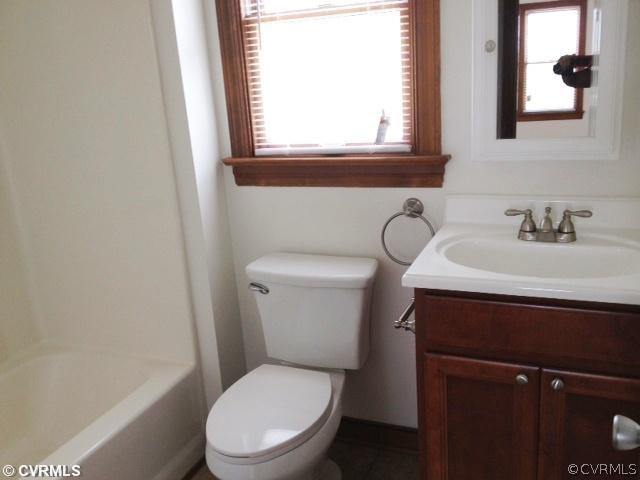 6341 Midview Road Henrico, VA 23231 - Photo 5 of 9 Bathroom