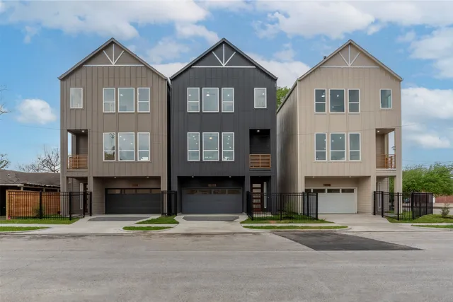 $399,990 | 1304 Evelyn Street, Houston, TX 77009