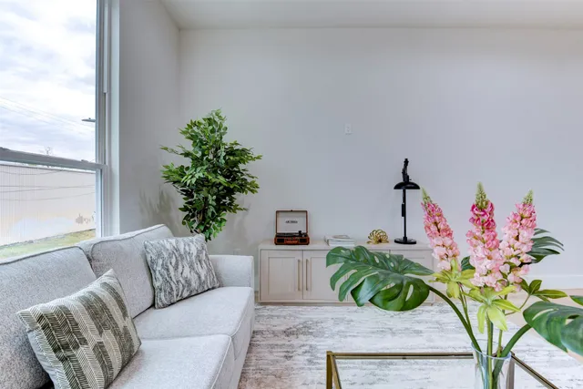 $399,990 | 1304 Evelyn Street, Houston, TX 77009