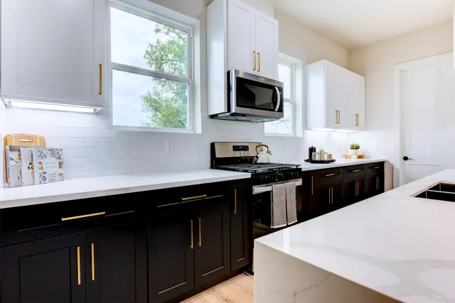 $399,990 | 1304 Evelyn Street, Houston, TX 77009